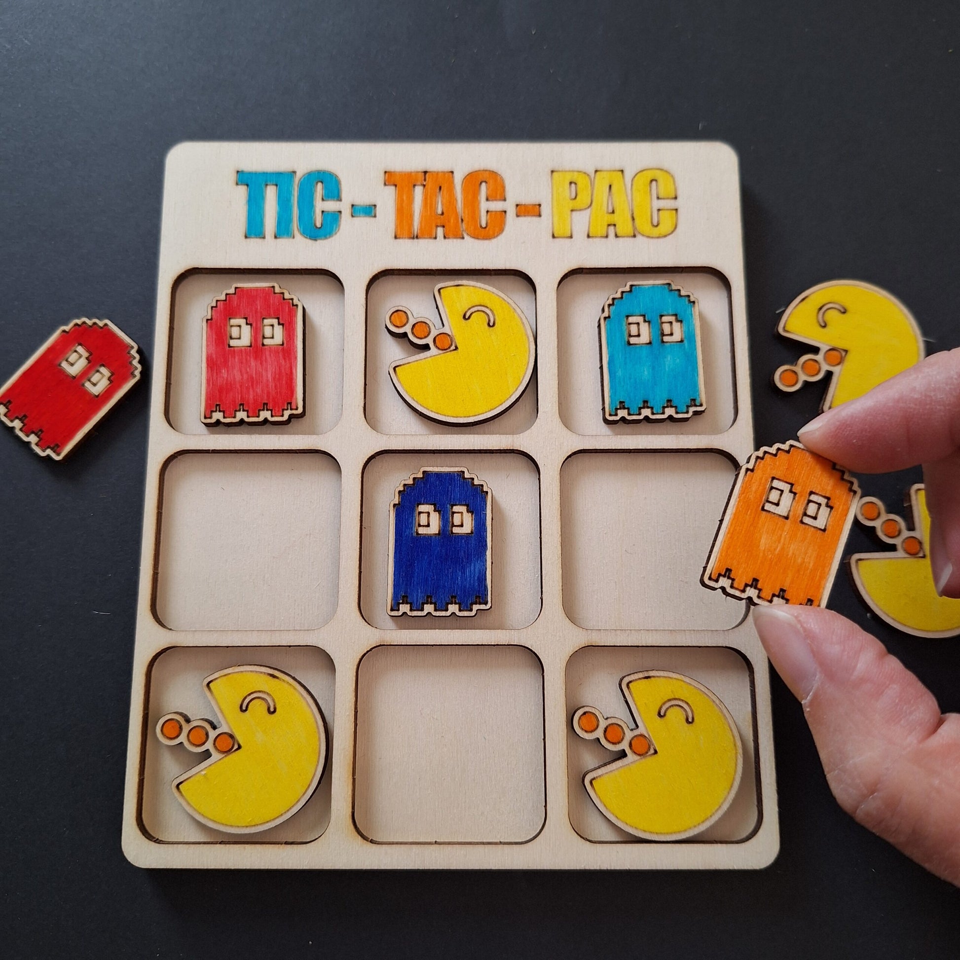 Tic tac toe game with a gaming theme