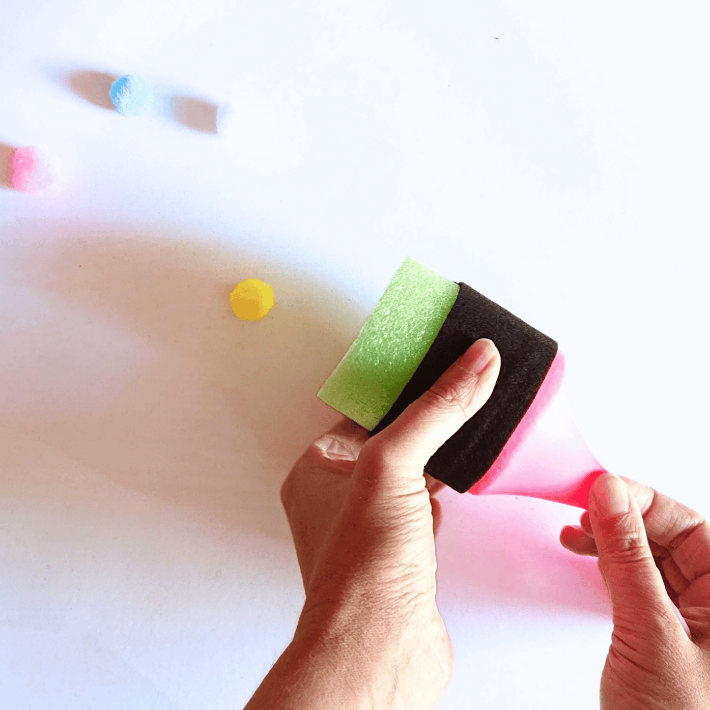 Set of 10 - Pom Pom Shooter