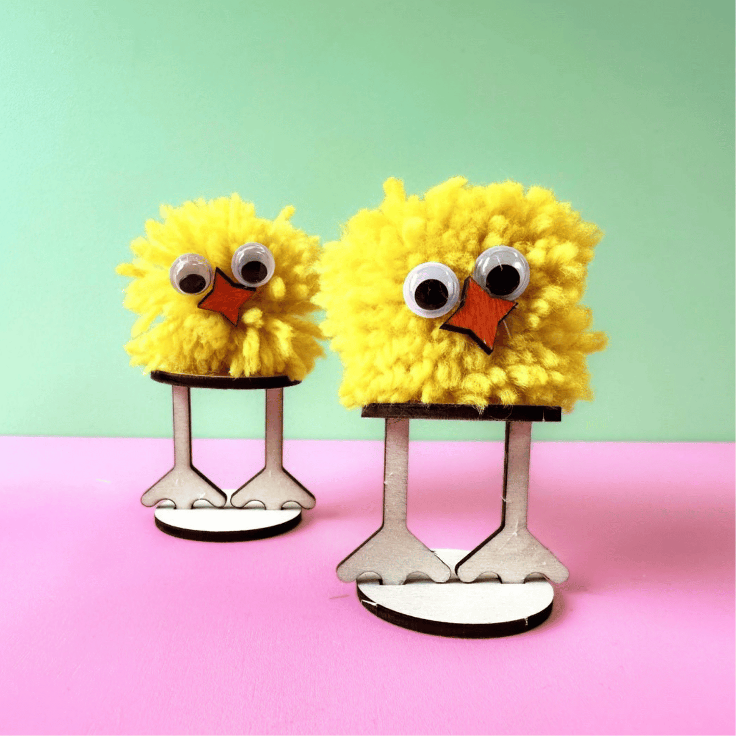 Set of 10 - Pom Pom Chick