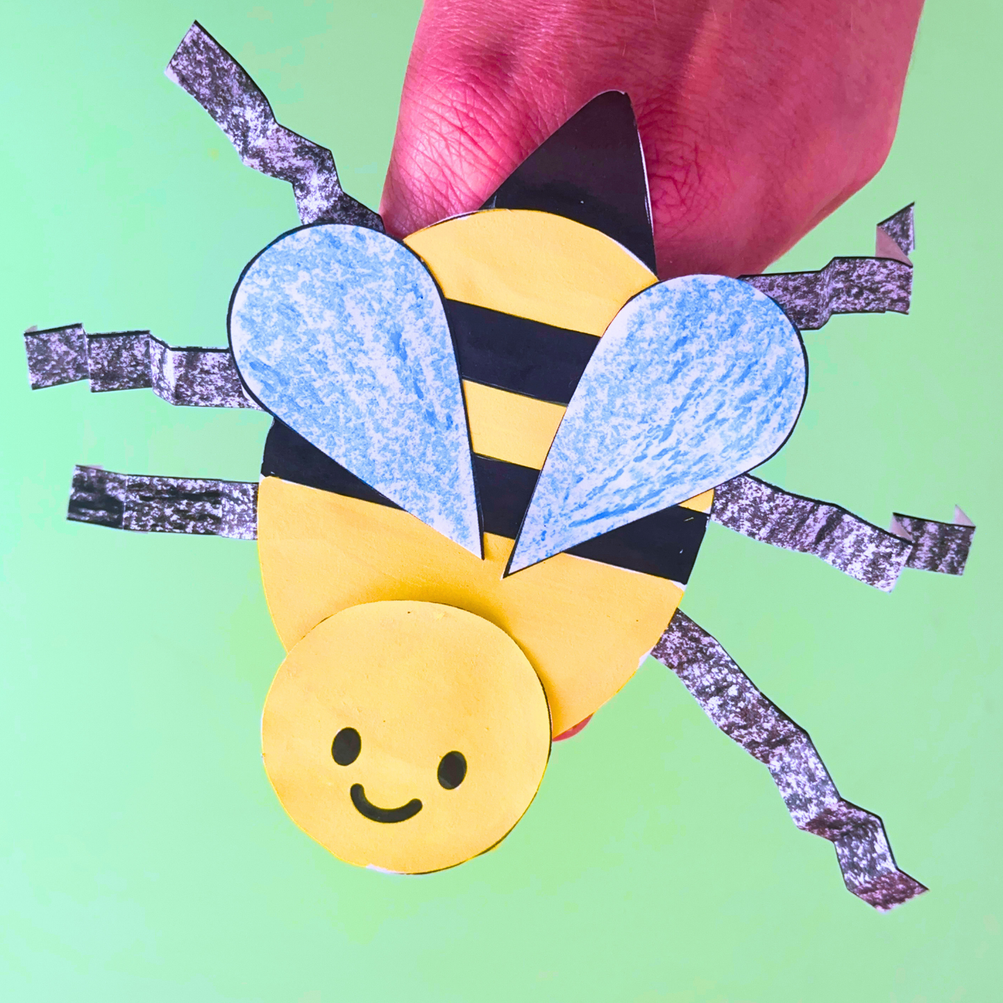 Bee Puppet - Free Printable