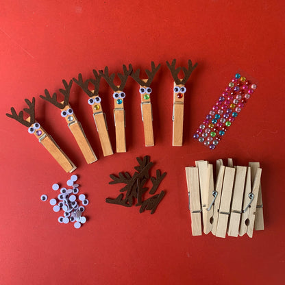 Set of 10 - Reindeer Pegs